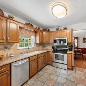 Photo #18 of 207 Hunters Creek Rd, Forest, VA 0.5 acres