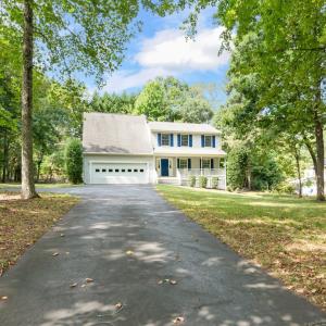 Photo #2 of 207 Hunters Creek Rd, Forest, VA 0.5 acres