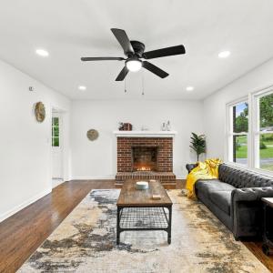 Photo #5 of 178 Greenwood Drive, Madison Heights, VA 0.7 acres