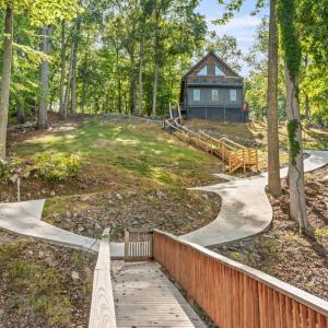 Photo #5 of 710 Forest Lawn Drive, Moneta, VA 0.9 acres