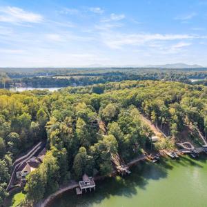 Photo #63 of 710 Forest Lawn Drive, Moneta, VA 0.9 acres