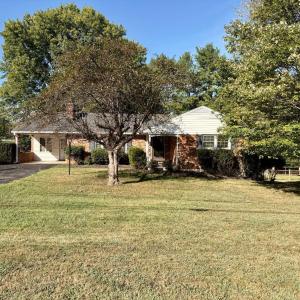 Photo #1 of 1290 Rainbiw Forest Dr, Lynchburg, VA 0.7 acres