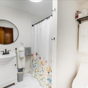 Photo #5 of 1100 Rice Lane, Big Island, VA 1.0 acres