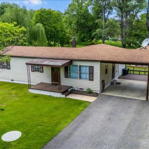 Photo #1 of 1100 Rice Lane, Big Island, VA 1.0 acres