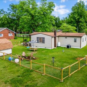 Photo #2 of 1100 Rice Lane, Big Island, VA 1.0 acres