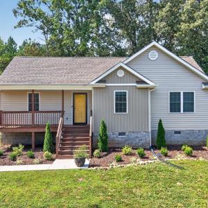 Photo #1 of 240 Samson Way, Madison Heights, VA 0.8 acres
