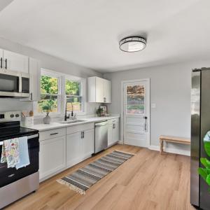 Photo #9 of 804 Randolph Street, Bedford, VA