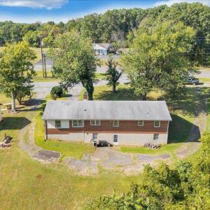 Photo #21 of 1016 Greenfield Road, Bedford, VA 0.5 acres