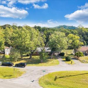 Photo #10 of 1016 Greenfield Road, Bedford, VA 0.5 acres