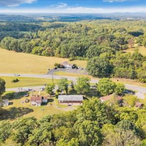 Photo #22 of 1016 Greenfield Road, Bedford, VA 0.5 acres