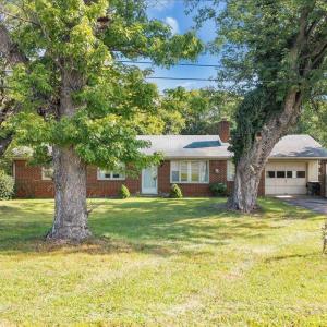 Photo #7 of 1016 Greenfield Road, Bedford, VA 0.5 acres