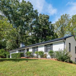 Photo #2 of 153 Lamont Circle, Madison Heights, VA 1.0 acres