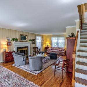 Photo #4 of 2103 Woodcrest Drive, Lynchburg, VA 0.9 acres