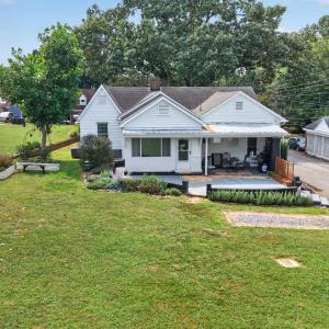 Photo #21 of 140 Grove Avenue, Madison Heights, VA 0.5 acres