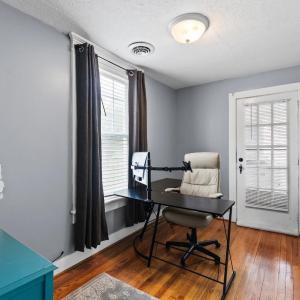 Photo #18 of 140 Grove Avenue, Madison Heights, VA 0.5 acres