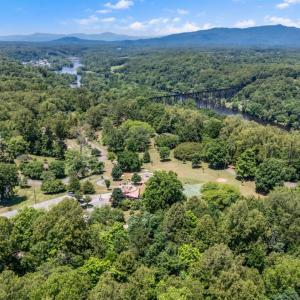 Photo #61 of 2140 Rivermont Avenue, Lynchburg, VA 0.3 acres