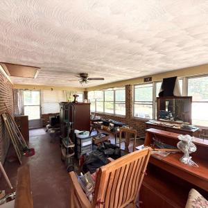 Photo #10 of 421 Woodland Circle, Lynchburg, VA 0.4 acres