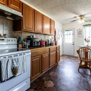 Photo #10 of 186 Lombardy Street, Appomattox, VA 0.5 acres