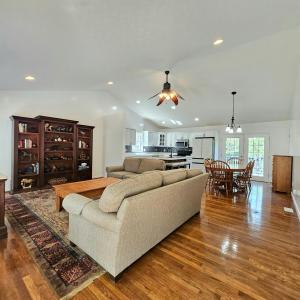 Photo #4 of 2864 Glenwood Drive, Bedford, VA 1.1 acres