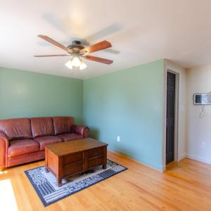 Photo #5 of 708 Leftwich St, Gretna, VA 0.6 acres