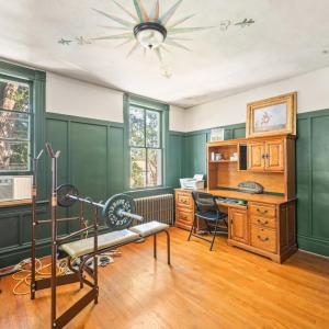 Office/Nursery ceiling