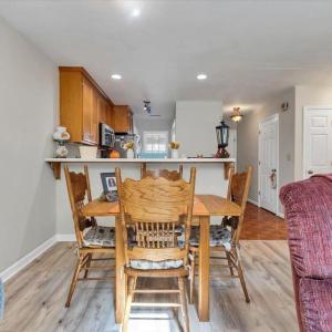 Photo #13 of 425 Tinkerview Drive, Cloverdale, VA