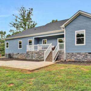Photo #34 of 206 Spyglass Lane, Huddleston, VA 1.0 acres