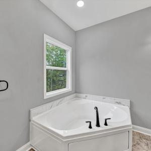 Photo #19 of 206 Spyglass Lane, Huddleston, VA 1.0 acres