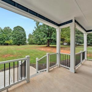 Photo #5 of 206 Spyglass Lane, Huddleston, VA 1.0 acres