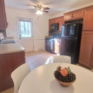 Photo #5 of 7109 Peachtree Road, Lynchburg, VA 0.4 acres