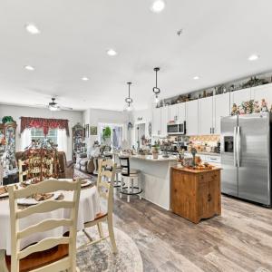 Photo #6 of 1300 Stoney Ridge Boulevard, Forest, VA