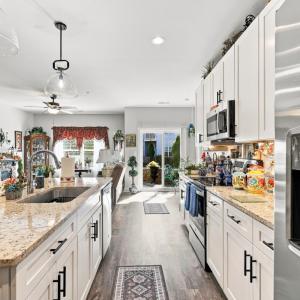 Photo #9 of 1300 Stoney Ridge Boulevard, Forest, VA