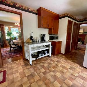 Photo #16 of 1949 Hillsdale Road, Lynchburg, VA 0.4 acres