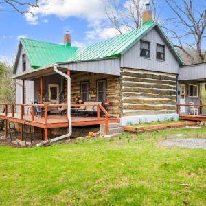 Photo #1 of 1374 Moccasin Rd, Thaxton, VA 142.0 acres
