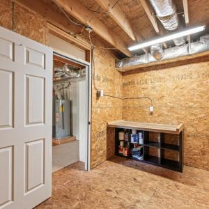 Optional office, workshop or storage