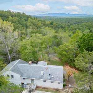 Photo #1 of 472 Crest Of Pedlar Drive, Monroe, VA 11.6 acres