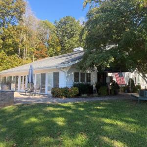 Photo #43 of 3301 Spinnaker Point, Forest, VA