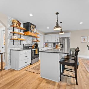Photo #8 of 225 Ridge Street, Madison Heights, VA 1.6 acres
