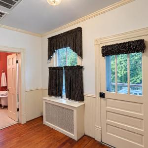 Photo #22 of 624 Peaks Street, Bedford, VA 0.7 acres