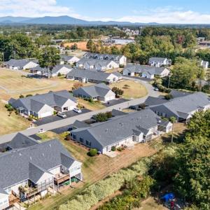 Photo #40 of 1155 Jefferson Oaks Court, Forest, VA 0.2 acres