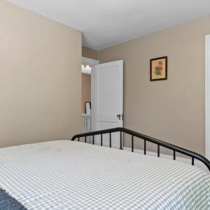Photo #16 of 129 Princeton Circle, Lynchburg, VA 0.2 acres