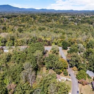 Photo #43 of 1909 Eastwood Lane, Lynchburg, VA 0.5 acres