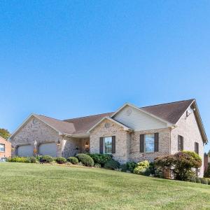 Photo #2 of 1704 Wycliffe Street, Bedford, VA 0.5 acres