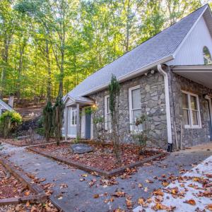Photo #37 of 2940 Coffee Road, Lynchburg, VA 5.9 acres