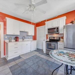 Photo #3 of 401 Bedford Avenue, Bedford, VA 0.3 acres