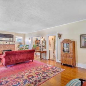 Photo #9 of 401 Bedford Avenue, Bedford, VA 0.3 acres