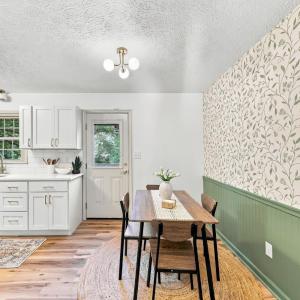 Photo #10 of 1416 Ramsgate Lane, Lynchburg, VA 0.6 acres
