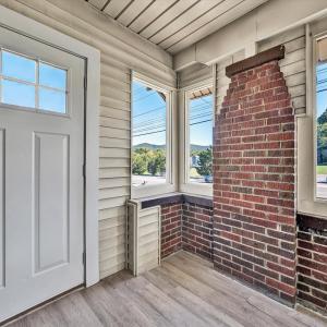 Photo #3 of 7760 Williamson Road, Roanoke, VA 0.4 acres