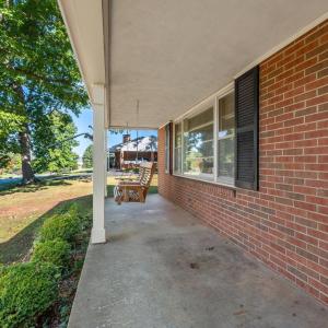 Photo #4 of 341 Sherbooke Drive, Lynchburg, VA 0.5 acres