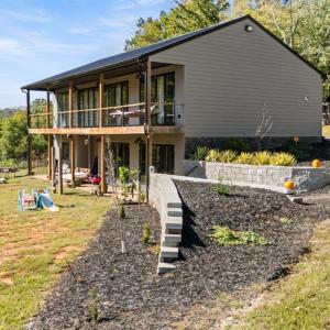 Photo #4 of 8915 Charlemont Road, Goode, VA 1.6 acres
